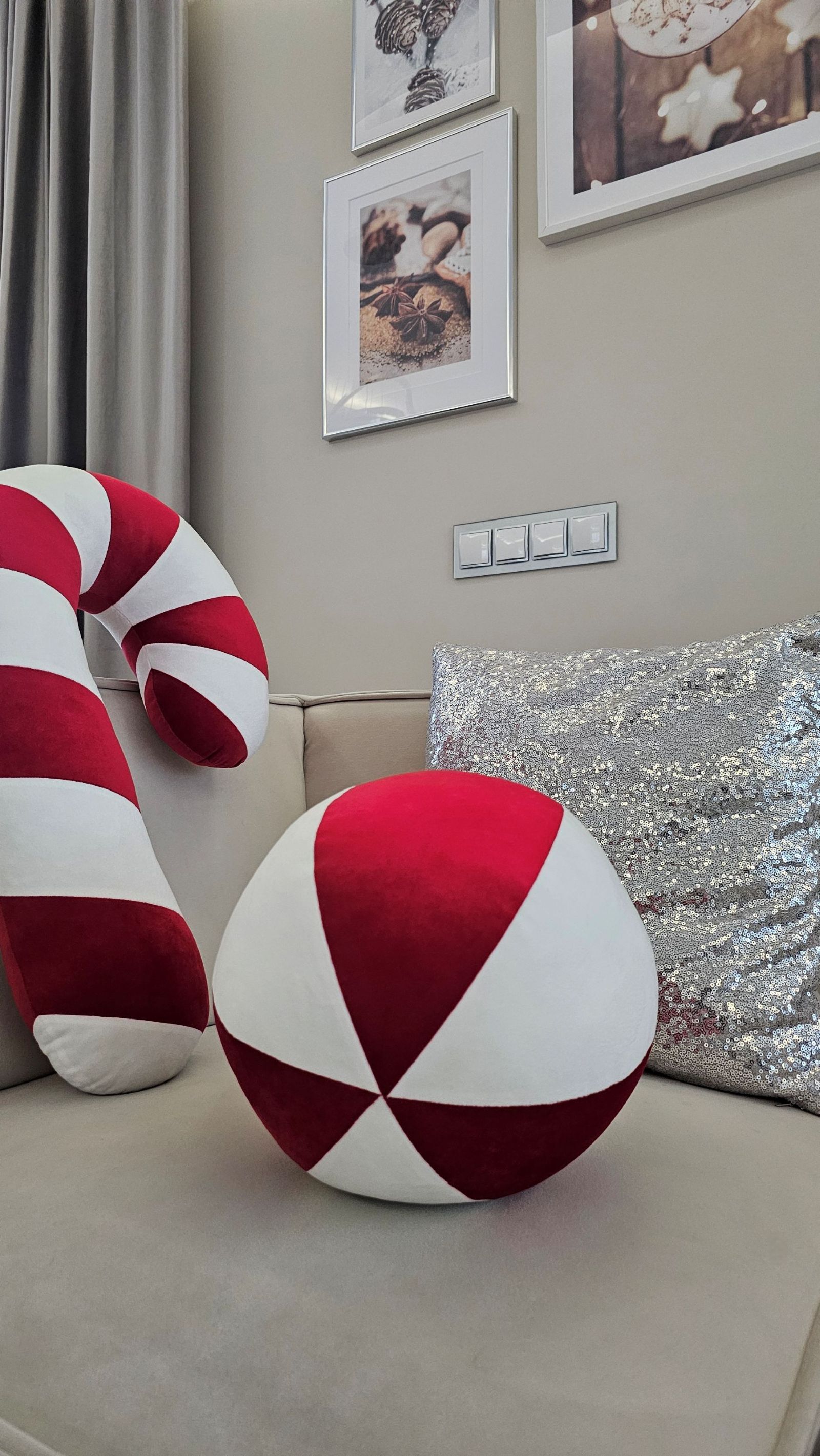 poduszka laska czerwona zdjęcie 2