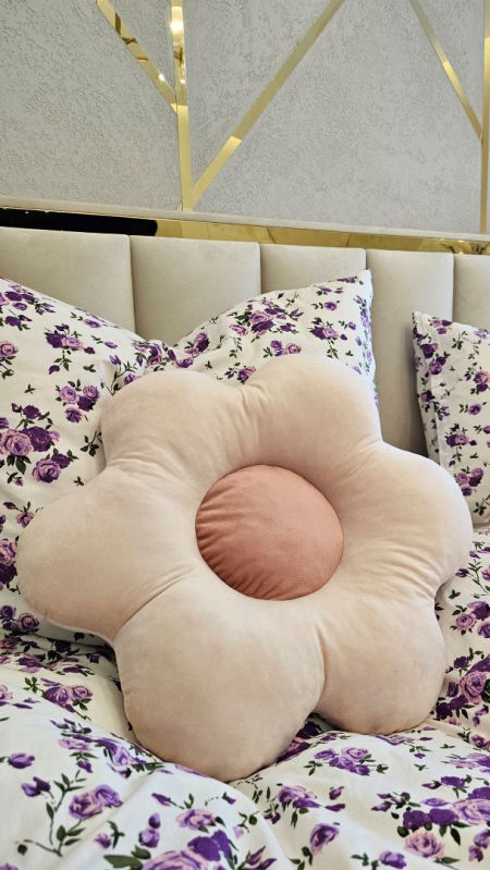 poduszka kwiat różowy