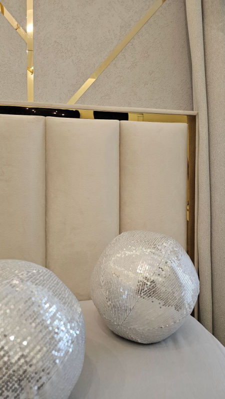 poduszka kula cekiny srebrne