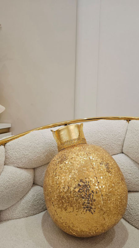 poduszka bombka złota