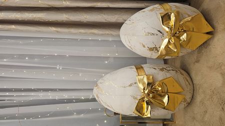 Jajo Wielkanocne krem marmur ze złotem 70cm