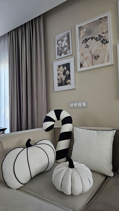 poduszka laska biało-czarna