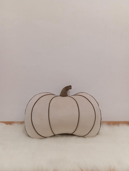 Poduszka dynia beż lamówką ciemna