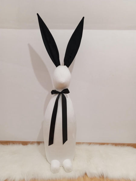 Zając 130cm biały velvet uszy czarne materiał